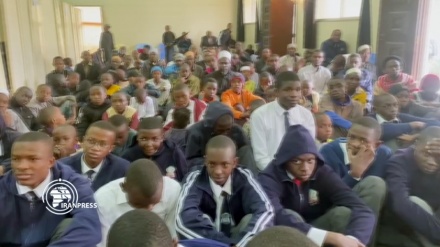 استعراض الوحدة في مسيرات الأربعين الحسيني في كينيا 