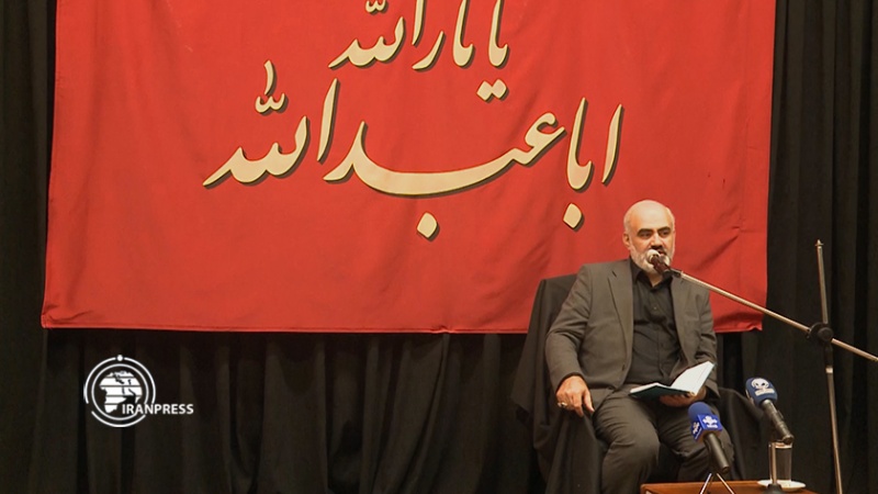 Iranpress: إقامة مراسم أربعينية الإمام الحسين (ع) في أنقرة