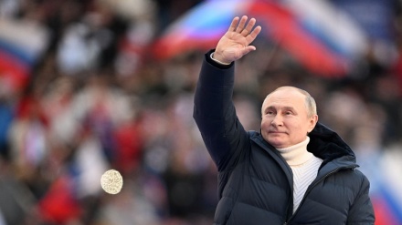 استطلاع: بوتين يحظى بثقة 77,7 بالمئة من الروس 