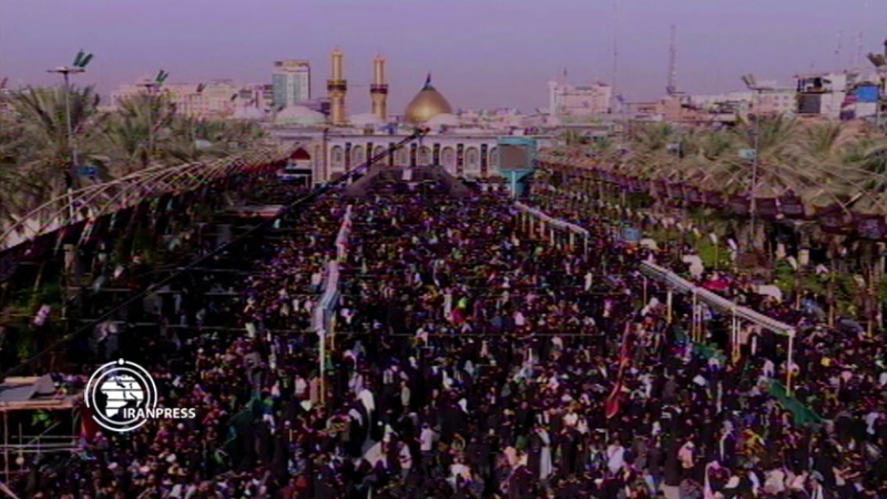 Iranpress: أربعينية الإمام الحسين (ع).. 22 مليون زائر في كربلاء هذا العام