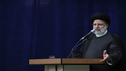 رئيس الجمهورية: إيران أصبحت نموذجاً للتنمية وحولت الحظر إلى فرصة