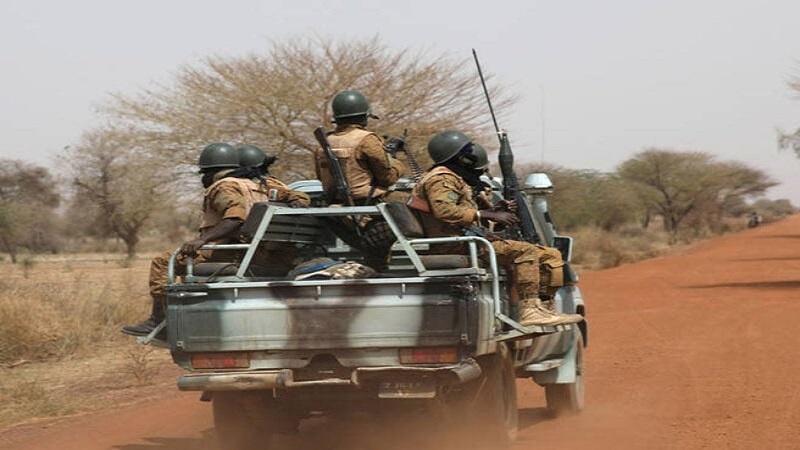 Iranpress: مقتل 53 عسكريا في بوركينا فاسو على يد الإرهابيين