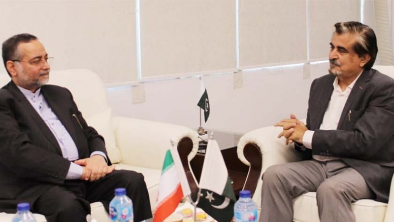 وزير الثقافة الباكستاني يدعو لتعزيز العلاقات الثقافية والفنية مع إيران