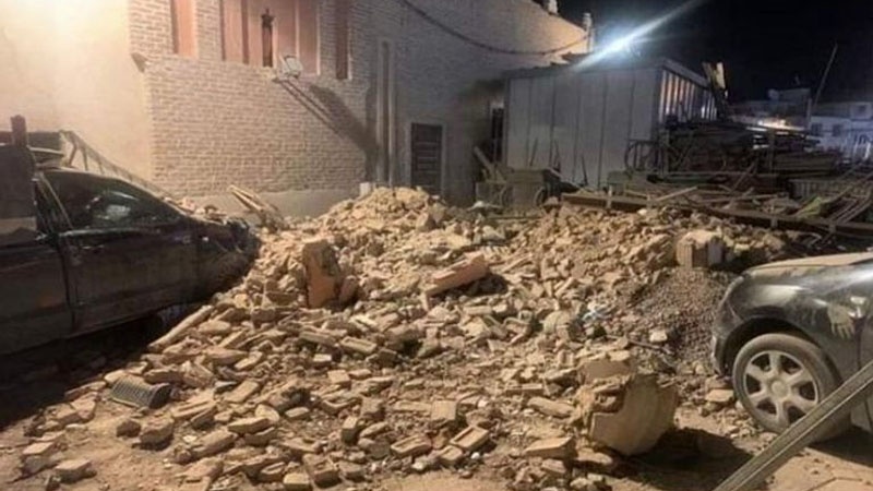 Iranpress: ارتفاع عدد ضحايا الزلزال المدمر في المغرب إلى أكثر من 800 قتيل