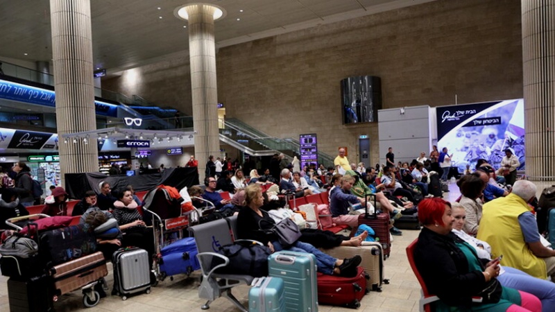 Iranpress: تعليق رحلات طيران إلى تل أبيب.. "طوفان الأقصى" يشل مطار بن غوريون