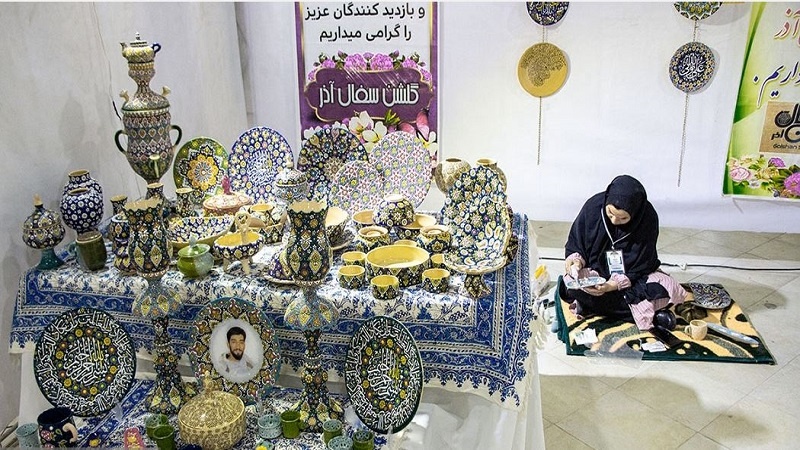 Iranpress: انطلاق المعرض الدولي للسياحة والصناعات اليدوية في مدينة تبريز 