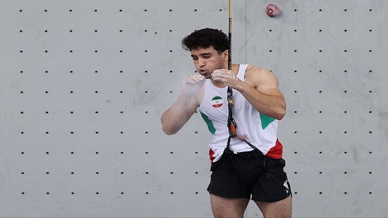 Iranpress: ذهبية لإيران في رياضة التسلق ضمن دورة الألعاب الآسيوية بهانغتشو