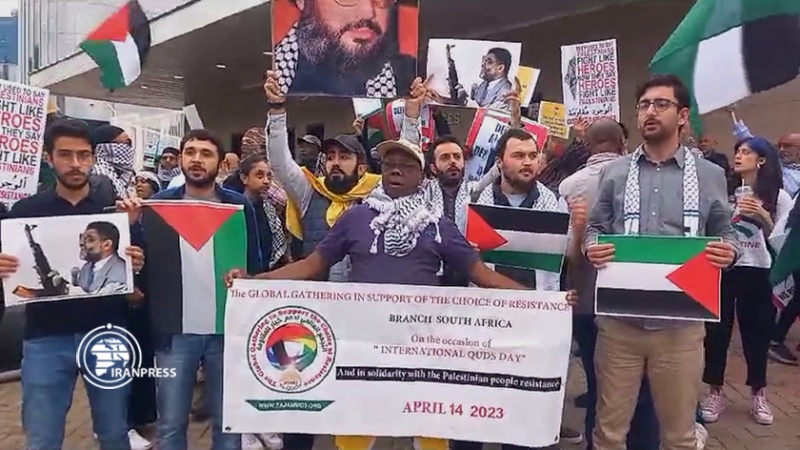Iranpress: تنظيم وقفة احتجاجية في جنوب افريقيا تنديدا بعدوان الاحتلال على غزة
