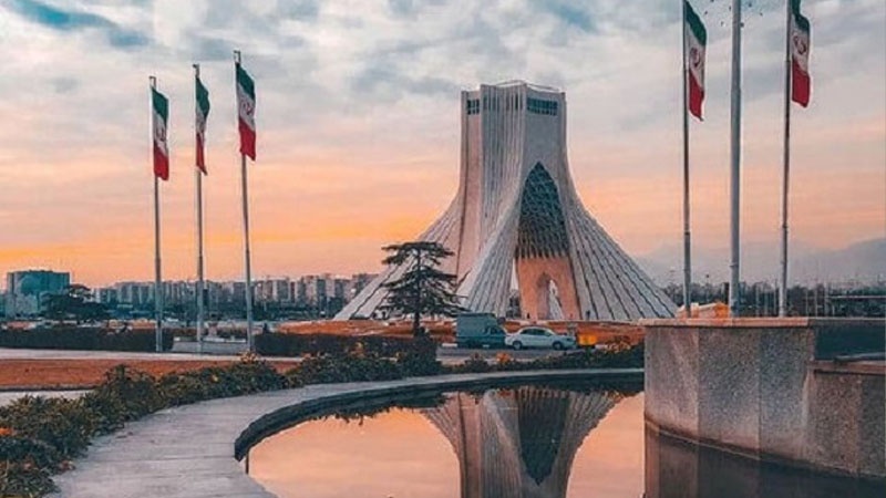 Iranpress: يوم طهران.. عاصمة قديمة لإيران