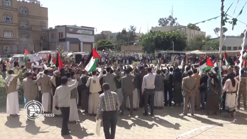 Iranpress: وقفة احتجاجية في صنعاء تنديدا بجرائم الاحتلال بحق الشعب الفلسطيني في غزة + فيديو