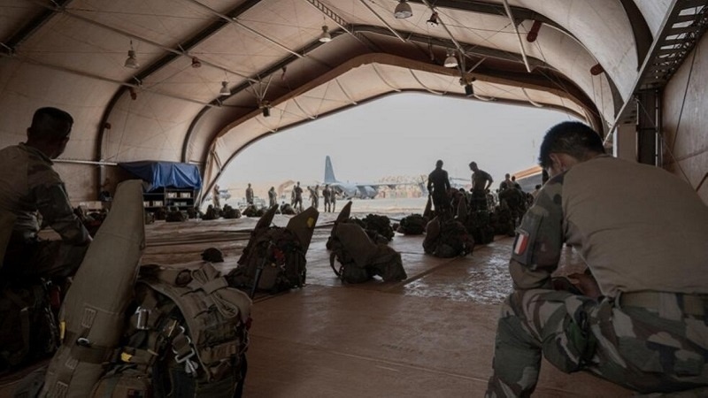 Iranpress: فرنسا تبدأ بالانسحاب من النيجر