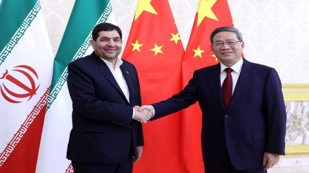 الصين تؤكد استعدادها لتطوير علاقاتها الاستراتيجية مع إيران