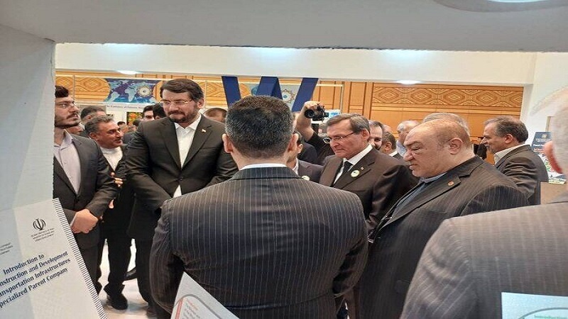 Iranpress: شاهد بالفيديو..افتتاح معرض "مشروع إيران" في تركمانستان