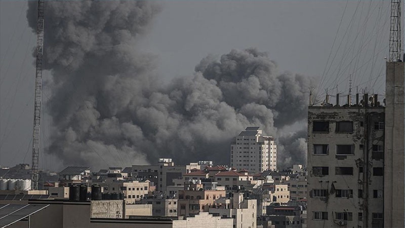 Iranpress: الجيش الصهيوني يستهدف مدينة غزة