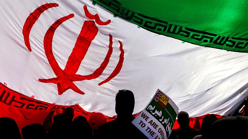Iranpress: انطلاق مسيرات إحياء ‘يوم مقارعة الاستكبار العالمي’ في إيران
