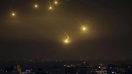 الدفاعات الجوية السورية تتصدى لهجمات صاروخية إسرائيلية على دمشق