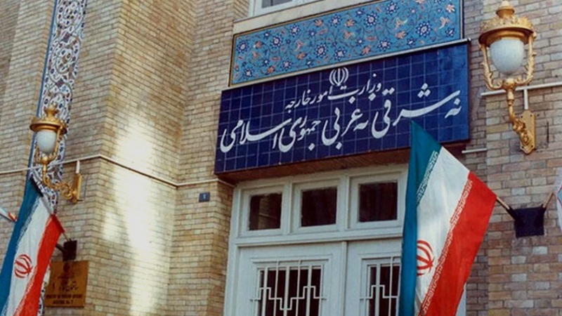 Iranpress: استدعاء السفير الألماني إلى وزارة الخارجية الإيرانية 