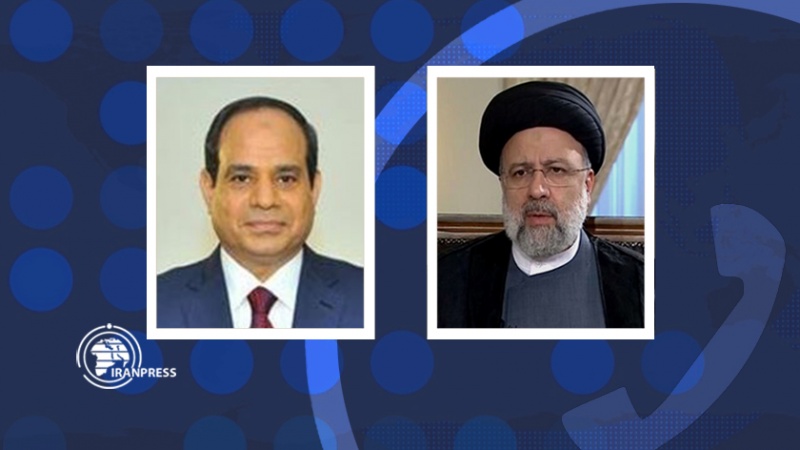 Iranpress: رئيسي : إيران ترحب بتوسيع العلاقات مع مصر