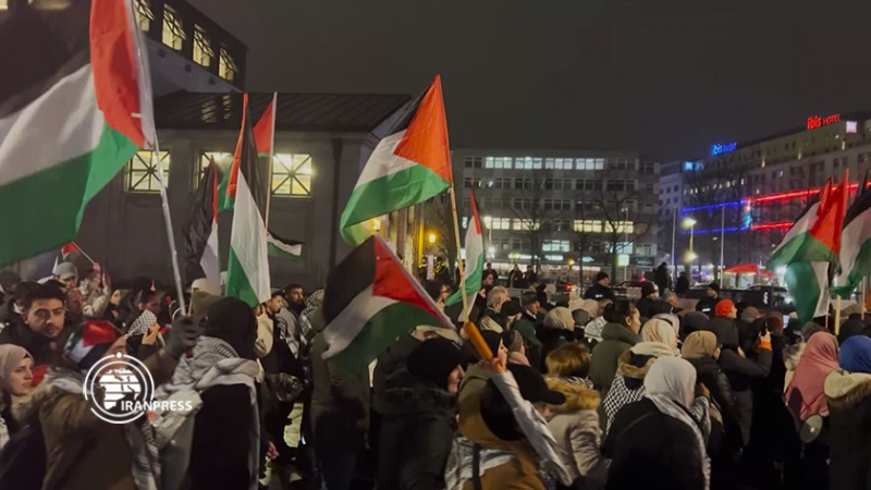 Iranpress: مظاهرة مساندة للشعب الفلسطيني في العاصمة الألمانية برلين