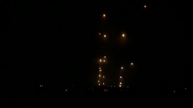 Iranpress: حماس تقصف تل أبيب برشقة صاروخية + فيديو 