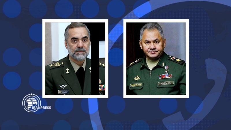 Iranpress: وزير الدفاع الروسي: ملتزمون باحترام السيادة الوطنية ووحدة الأراضي الإيرانية