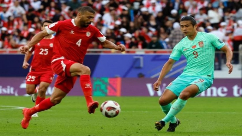 Iranpress: لبنان يتعادل سلبيا مع الصين في كأس آسيا