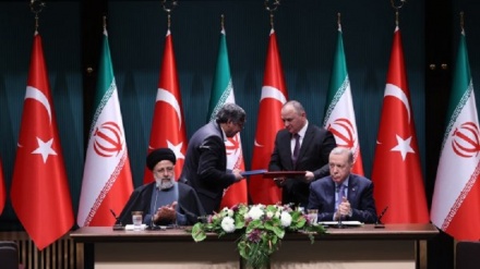 توقيع 10 اتفاقيات تعاون بين إيران وتركيا