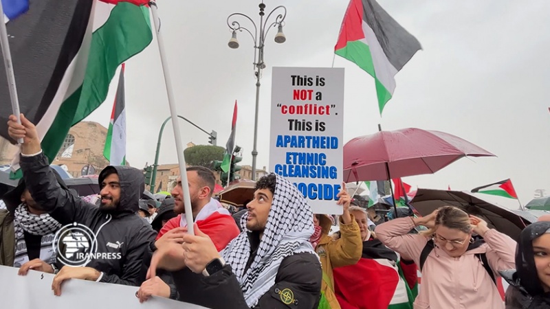 Iranpress: مسيرة في العاصمة الإيطالية دعمًا للشعب الفلسطيني المظلوم