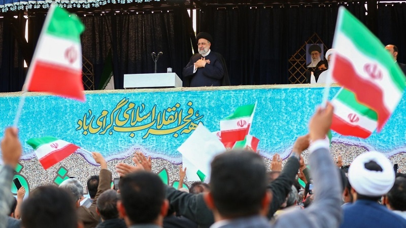 Iranpress: الرئيس الإيراني: الجزر الثلاث جزء لا يتجزأ من إيران