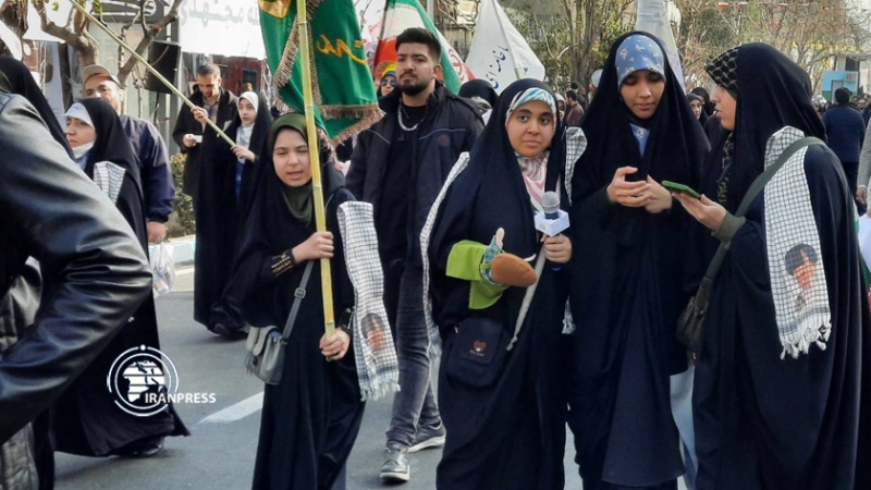 ایران برس: مسيرات حاشدة في المدن الإيرانية بمناسبة الذكرى الـ45 لانتصار الثورة الإسلامية