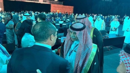 وزير الاقتصاد الإسرائيلي يلتقي نظيره السعودي بالإمارات 
