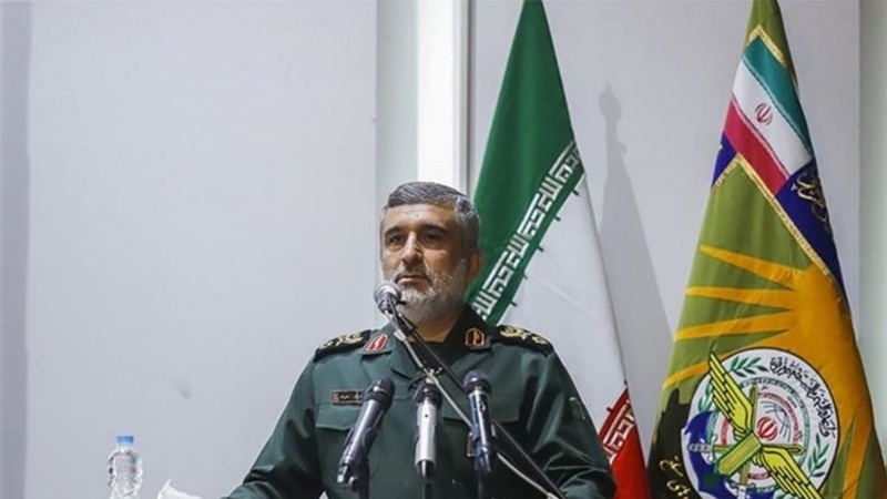 Iranpress: قائد قوات الجوفضائية: إيران قوة كبرى في مجالات الدفاع والصواريخ والطائرات بدون طيار