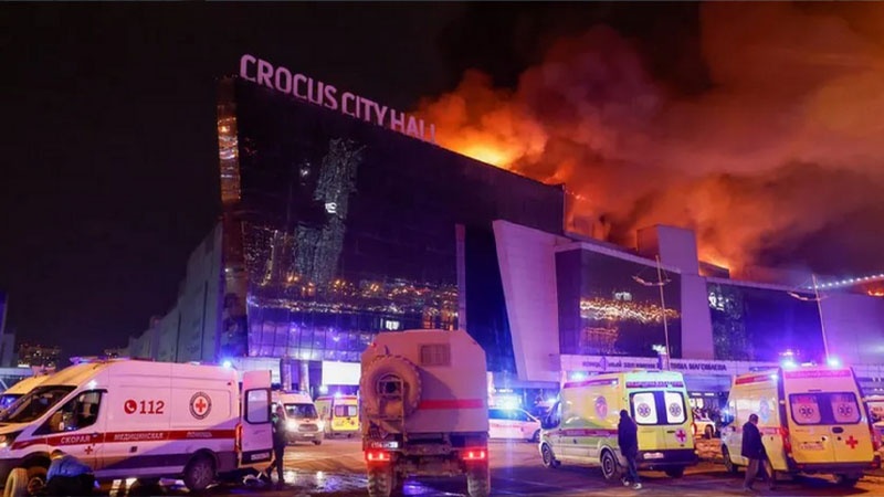 Iranpress: ارتفاع حصيلة قتلى الهجوم الإرهابي في موسكو إلى أكثر من 60 شخصا