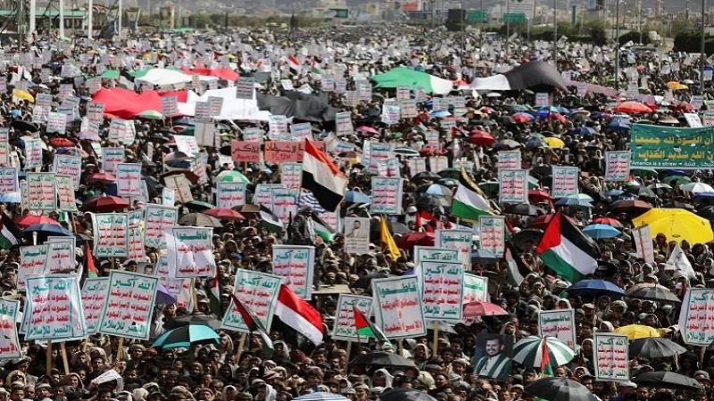 Iranpress: مظاهرات في 12 محافظة يمنية دعما لغزة