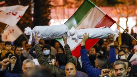 عشرات الآلاف من المواطنين الإيرانيين يدينون الجرائم الصهيونية في غزة 