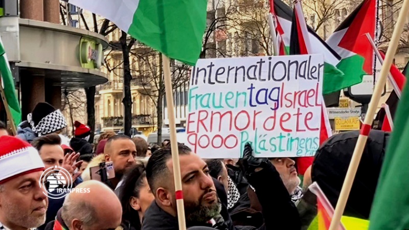 Iranpress: وقفة احتجاجية لمناصري فلسطين في برلين