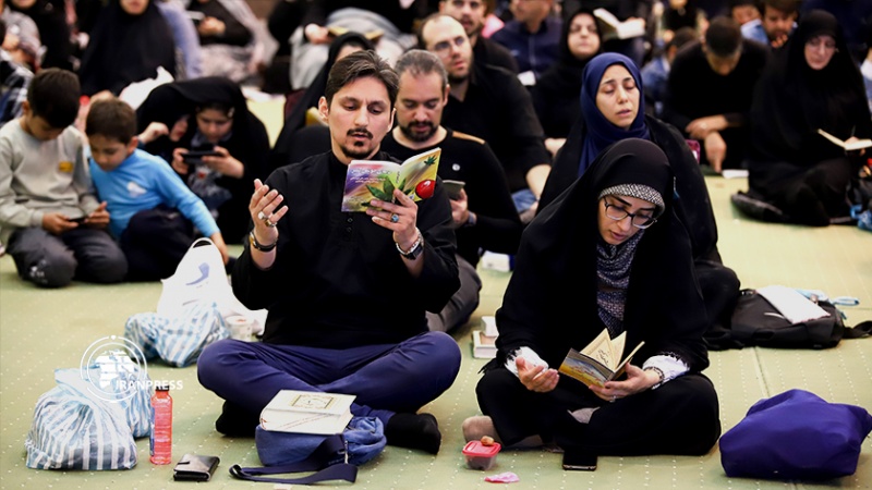ایران برس: إقامة ثالث ليالي القدر في مصلى الإمام الخميني (رحمه الله) بطهران 